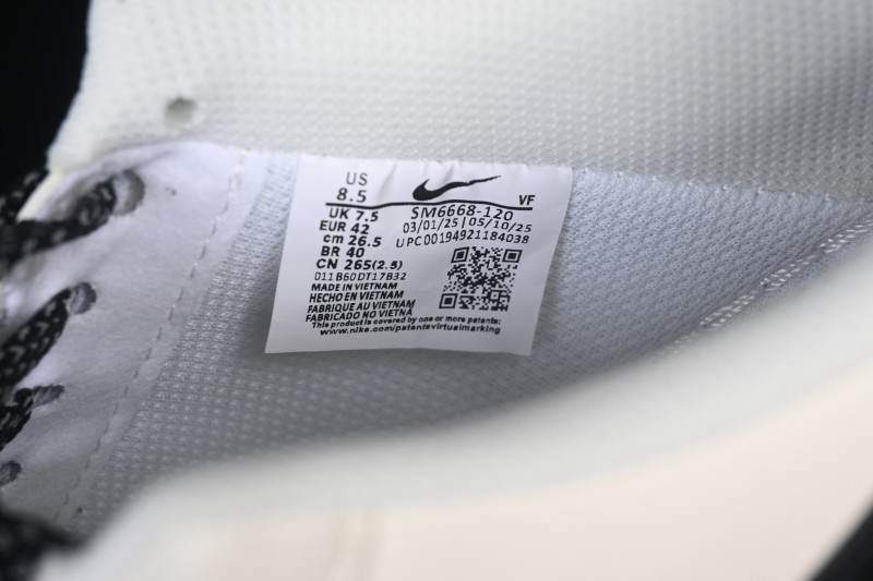 Nike Air Force 1 '07 Low Sneakers with Embossed Design and Premium Leather - SM6668-120