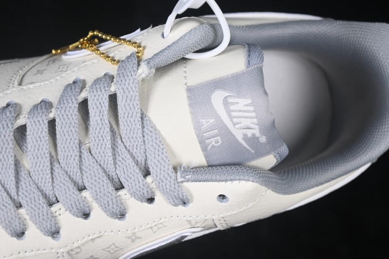 Nike Air Force 1 '07 Low Basketball Shoes with Full-Length Air Cushion - GS2288-014