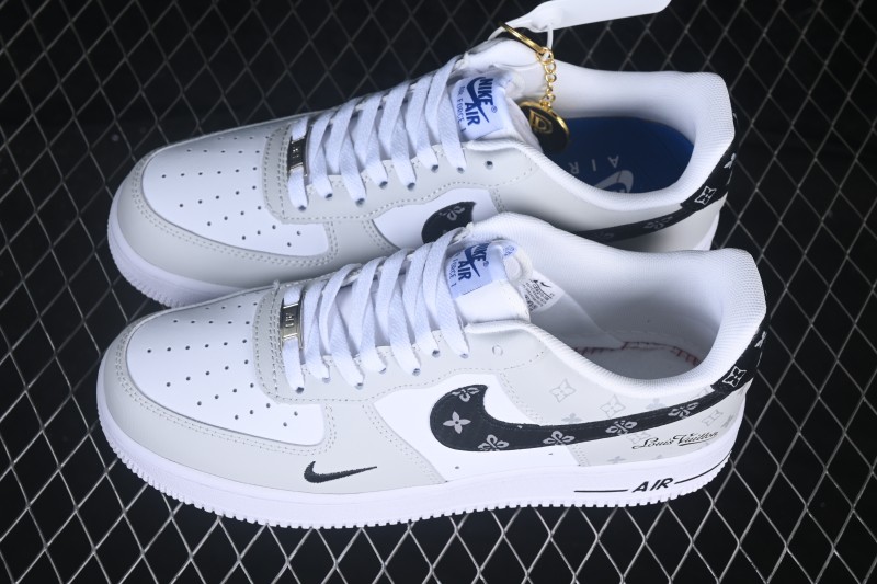 Nike Air Force 1 '07 Low Basketball Shoes with Full-Length Air Cushion - CZ0270-106