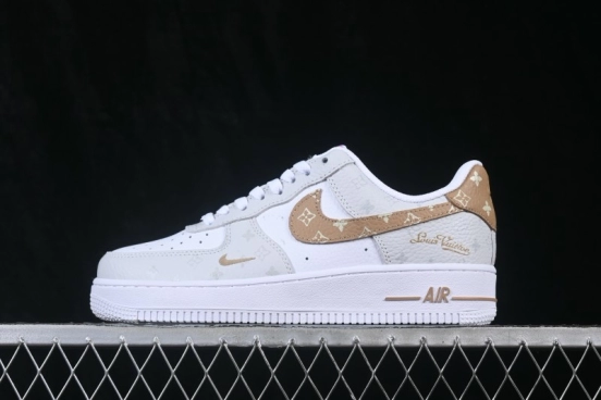 Nike Air Force 1 '07 Low Casual Skateboarding Shoes with Full-Length Air Cushion - IV5732-100