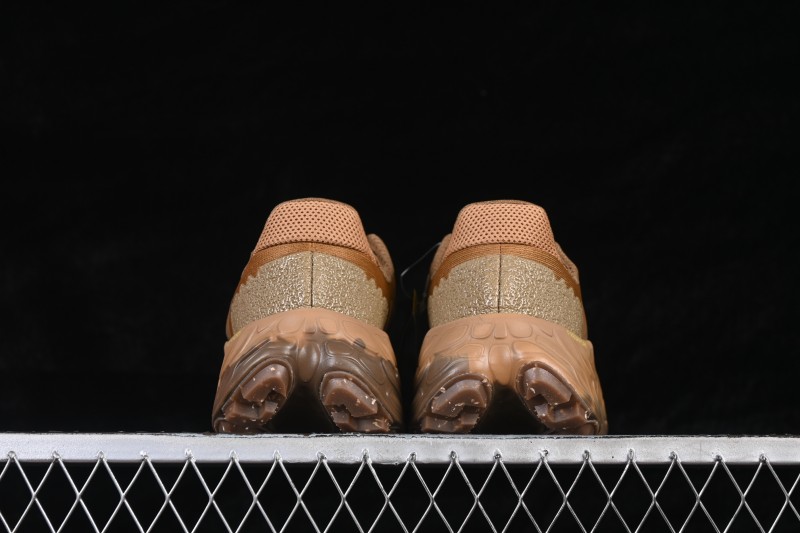 New Balance Fresh Foam X More V3 TDS Running Shoes with Durable Traction and Low-Top Design - MTMORNGA