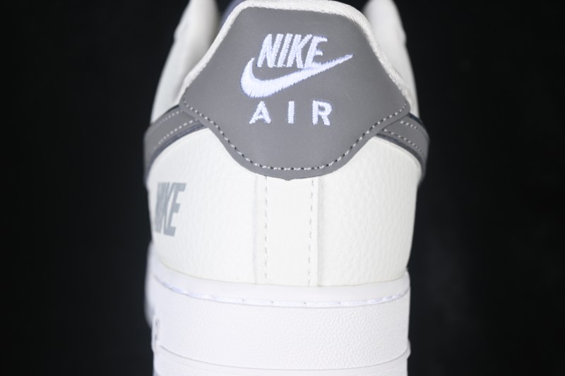 Nike Air Force 1 '07 Low Basketball Shoes with Full-Length Air Cushion - WY0655-124