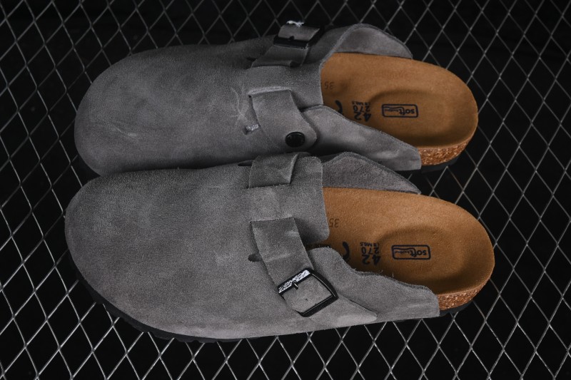 Birkenstock Gizeh Sandals with Soft Leather Velvet Uppers and Cozy Fleece Lining - 0560771