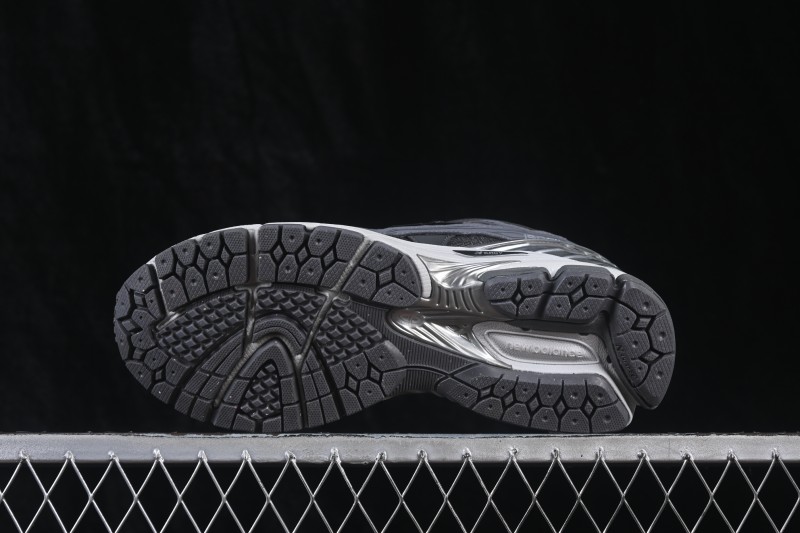 New Balance 1906 Series Retro Running Shoes with T-Beam Arch Support - U19064J0
