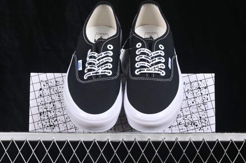 Vans Authentic 44 Low-Top Casual Skateboarding Shoes with Vulcanized Sole - VN0A4BV91WX