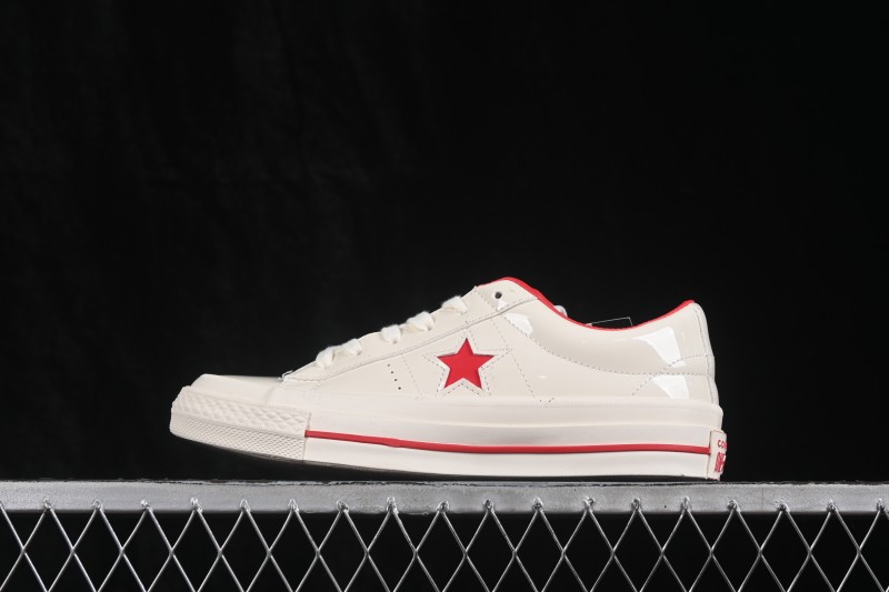 Converse One Star 95 Classic Low-Top Casual Skateboarding Shoes with Glossy Patent Leather and Reflective Star Logo - 167326C