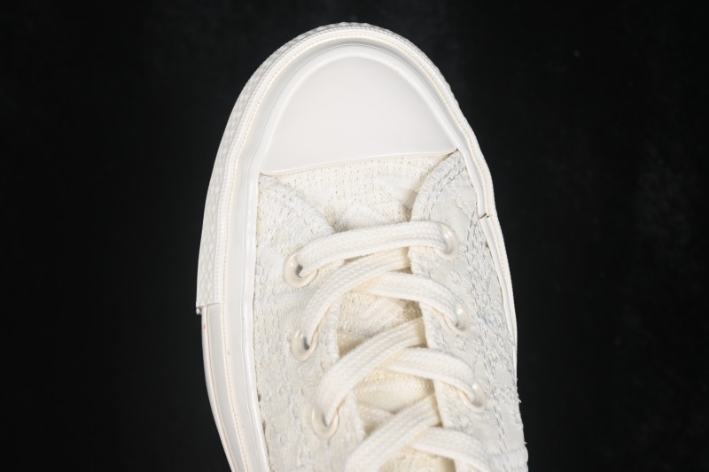 Converse All Star Classic Low-Top Casual Shoes in Clean White - A16989C