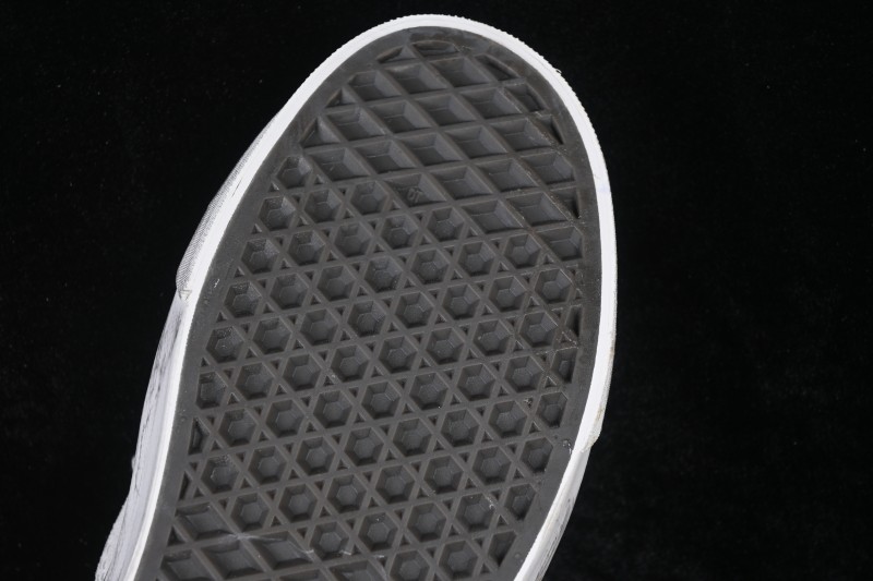 Vans Authentic 44 Premium Low-Top Skateboarding Shoes - VN000DB8MCG