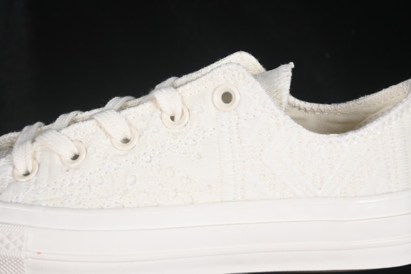 Converse All Star Classic Low-Top Casual Shoes in Clean White - A16989C