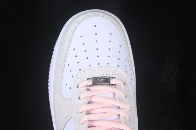 Nike Air Force 1 '07 Low Retro Basketball Shoes with Full-Length Air Cushion - IO7403-103